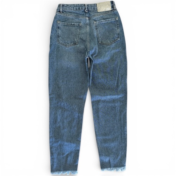 Zara High Waisted Distressed Mom Jeans Size 4 EUR 36 Light Wash Ripped Raw Hem - Picture 4 of 8
